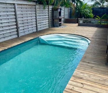 Petit-Bourg House | villa créole avec piscine privée