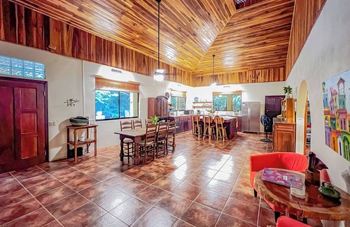 Puerto Viejo de Talamanca House | Villa Abejita in Playa Negra: Pool, AC, Walk to Beach, WiFi, Spacious, Private