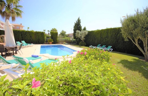 Sa Torre Villa | Villa 'Cunill' with Sea View, Wi-Fi and Air Conditioning