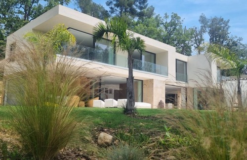 La Grand-Chile Villa | Villa d Architecte Neuve d Environ 310 m2 Située Dans un Domaine Sécurisé