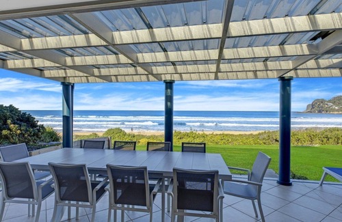 North Avoca House | Villa Dandaloo - Absolute Beachfront