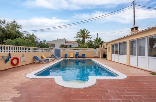 Lagoa e Carvoeiro Villa | Villa das Nogeiras 4 bed private pool pet friendly