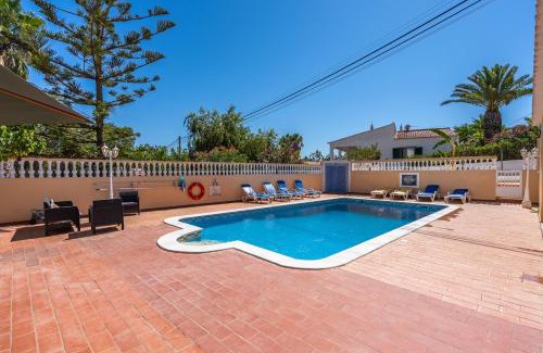 Lagoa e Carvoeiro House | Villa das Nogueiras