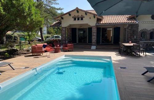 Soorts-Hossegor Villa | Villa de charme avec piscine à 500m des plages