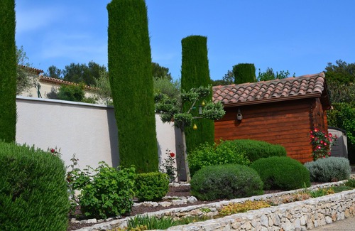 Poulx House | Villa de Charme, Climatisée, à Poulx, Entre Nîmes et Uzès
