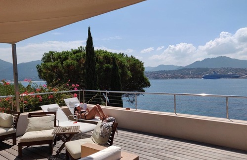 Vetricella House | Villa de charme pieds dans l'eau - Charming villa direct access to the beach