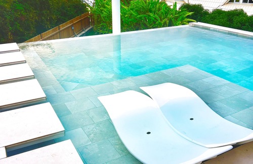 Caphomard Villa | Villa de Charme: Sea View and Heated Infinity Pool