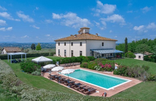 Le Piazze Villa | VILLA DE MICHELANGIOLI - VILLA MICHELANGIOLI
