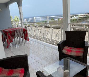 Vieux-Habitants Apartment | Villa de L'anse - bas de villa