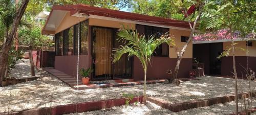 Matapalo Apartment | Villa De Los Monos, casitas equipadas en Guanacaste