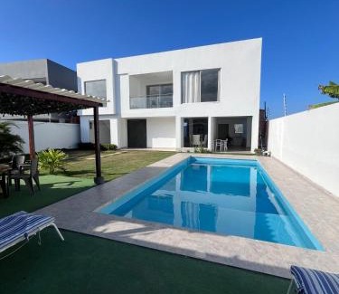 Juan de Acosta Villa | Villa de Lujo con Piscina Privada y BBQ, Cerca al Mar - Casa Abigail