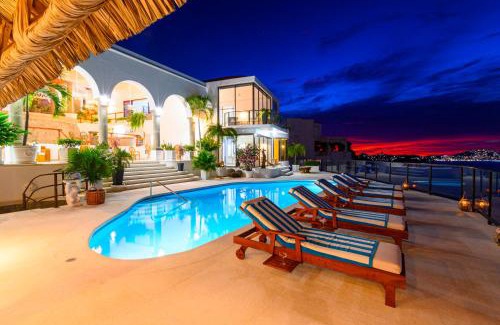 Unta Bruja Villa | Villa de Lujo Privada en Las Brisas Acapulco, Zona Segura, Vista Increíble de la Bahía