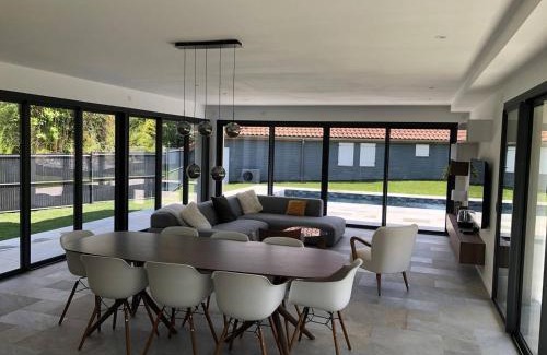 Seignosse Villa | Villa de Luxe à Seignosse: Golf, Piscine Chauffée, Proche Plages - FR-1-791-25