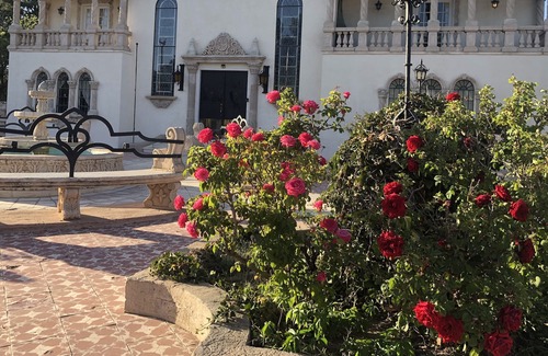 Southeast Heights Villa | Villa de San Rafael & Guest House