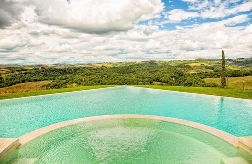 Montaione Villa | Villa Dei Cedri - Six Bedroom Villa, Sleeps 12