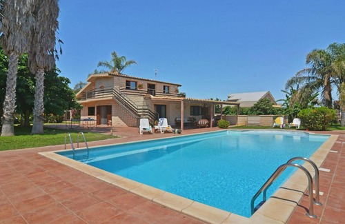 Caucana-finaiti-casuzze-finaiti Nord Villa | Villa dei Fiori- Luxury and Privacy-