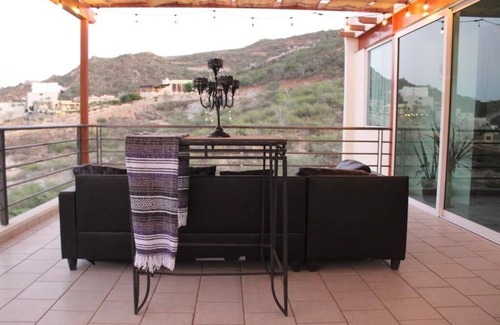 Libertad Condo | Villa del Cielo. Penthouse 1BDR con vista a la Marina Cabo San Lucas.Relájate!