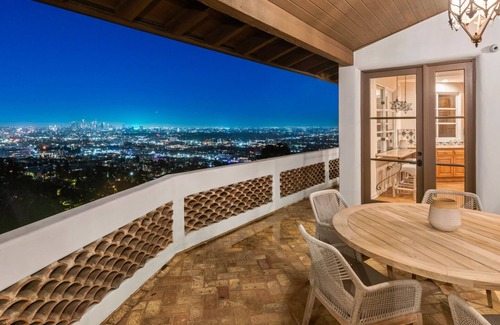 Hollywood Hills Villa | Villa del Cielo - Spanish Style Villa with 270 Degree City Views!