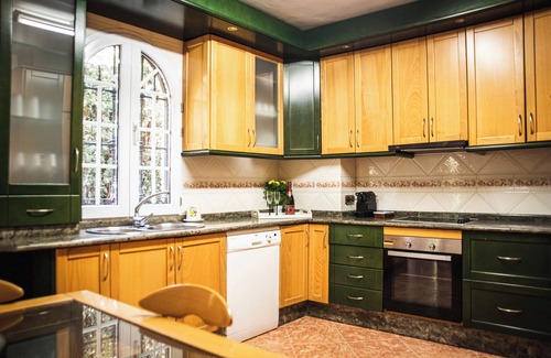 Padul Ski Chalet | Villa del Mamut, en Padul Granada