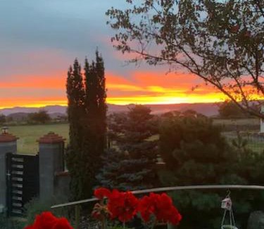 Cussac-sur-Loire House | VILLA des CHEMINS