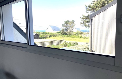 Plouescat House | VILLA DES LILAS - small sea view. 50m from the beach