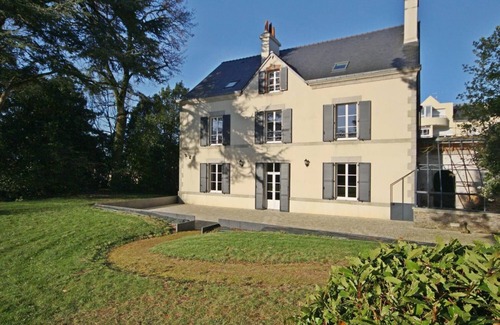 Muzillac Villa | VILLA DES MIMOSAS - Maison de ville de 300m²