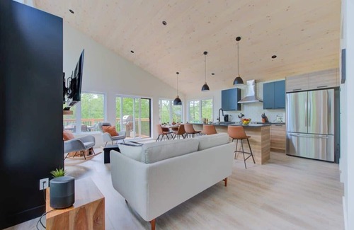 Pont-Rouge Ski Chalet | Villa des Sentiers spa