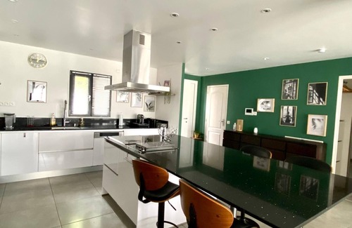 Boran-sur-Oise Villa | VILLA DIANE