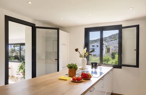 Figarella Villa | Villa Diorite, tastefully furnished, 20 meters from the beach of Miomo.