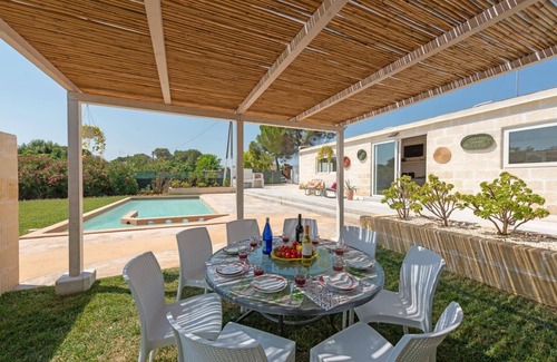 San Vito dei Normanni Villa | Villa Donna by Villa Plus