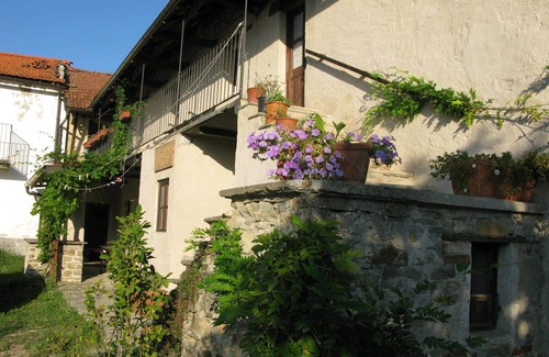 Cessole House | Villa Dona; Holiday house Italy, Piedmont, Cessole,