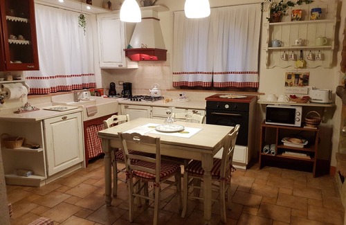 Poggibonsi House | "VILLA DONELLA" a corner of Tuscany history, just minutes from San Gimignano