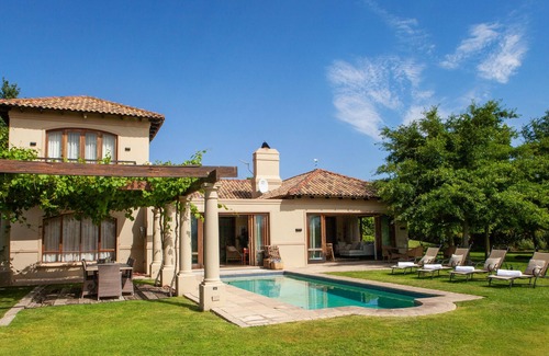 Paarl Villa | Villa Donkerkloof- Cape Winelands (Paarl)