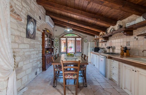 Furlo Villa | Villa Doriana 6 - Three Bedroom Villa, Sleeps 6