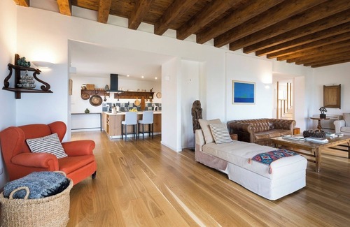 Cefalu Villa | Villa Dorsale, Comfort with Sicilian Charm