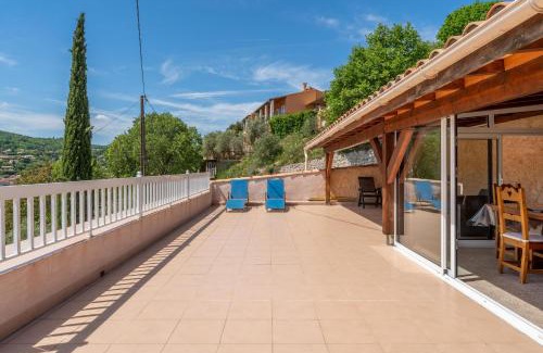 Apt House | Villa du soleil levant