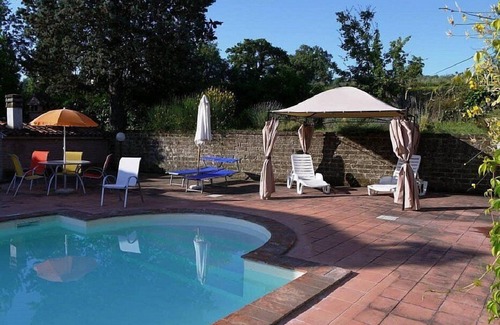 Todi Villa | Villa Ebano: A charming two-story villa surrounded by the greenery, with Free WI-FI.