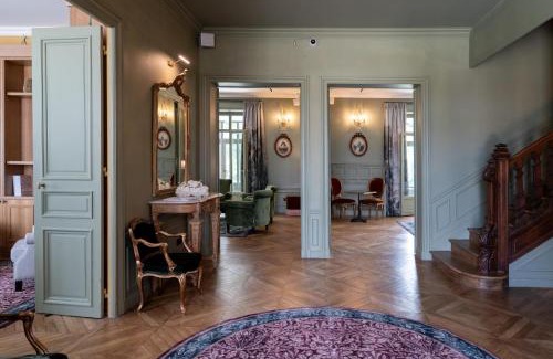 Bievres Hotel | Villa Edmond Hôtel & Spa - Maison Blanche Bièvres