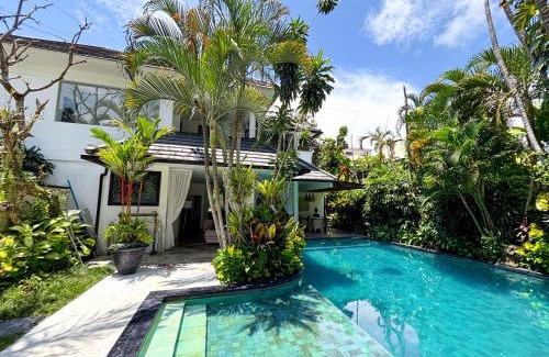 Central Seminyak Villa | Villa Eindra Seminyak