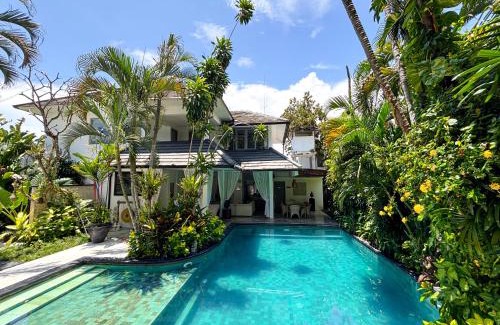 Central Seminyak Villa | Villa Eindra Seminyak