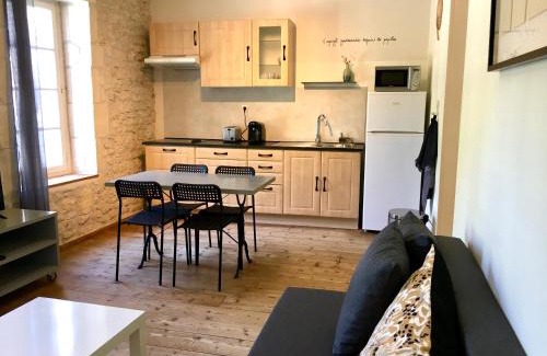 Saint-Jean-d'Angely Apartment | Villa Elda