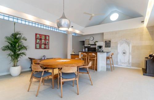 Nakula Villa | Villa Elea - Bright & Modern 2BR Villa in Seminyak with Private Pool and Sunset Rooftop