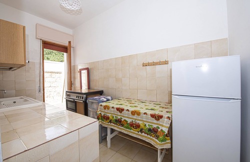 Torre Castiglione House | Villa Elisa a stone's throw from the sea