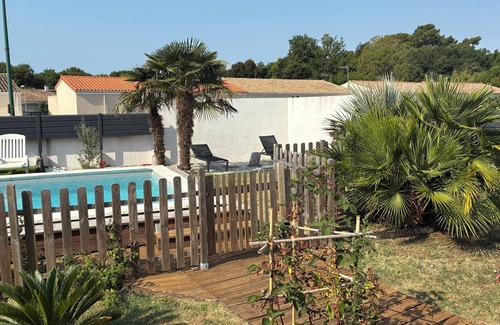 Saint-Augustin House | Villa en bord de forêt et mer.