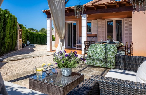 Porto Cristo Novo Villa | Villa 'Casa Pilar' with Private Pool, Private Terrace and Wi-Fi