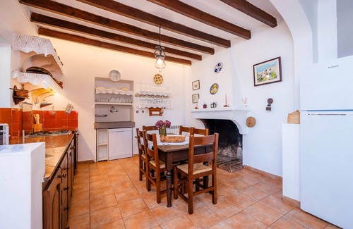 Son Servera Villa | Villa 'Es Rafal De Baix' with Sea View, Wi-Fi and Air Conditioning