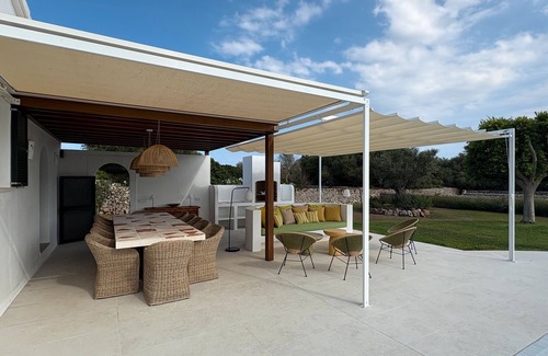Sant Lluis Villa | Villa "Estrella Sant Lluis" with private pool, private garden, and Wi-Fi