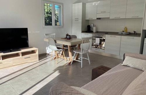 L'Ile-Rousse Villa | VILLA F2 1mn from Ile Rousse and beaches!