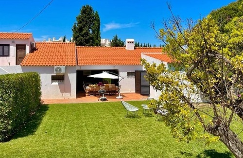 Alfa-Mar House | Villa Falésia beach V -5min walk to beach-air conditioning-jardin piscine privée