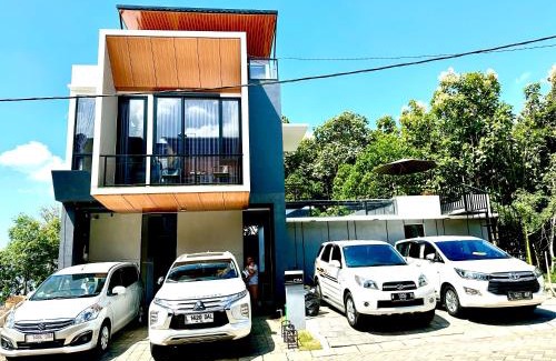 Oro Oro Ombo Villa | Villa Fam's Batu